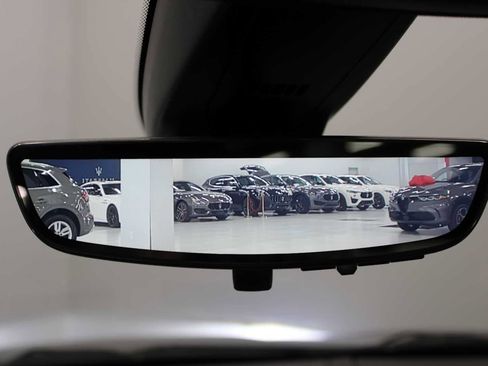 Certified 2022 Cadillac XT5 Premium Luxury w/ Technology Package image 24