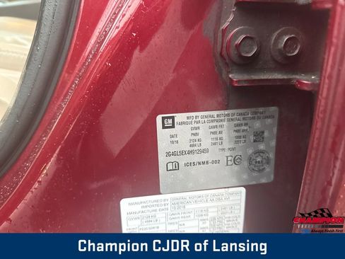 Used 2017 Buick Regal Sport Touring image 31