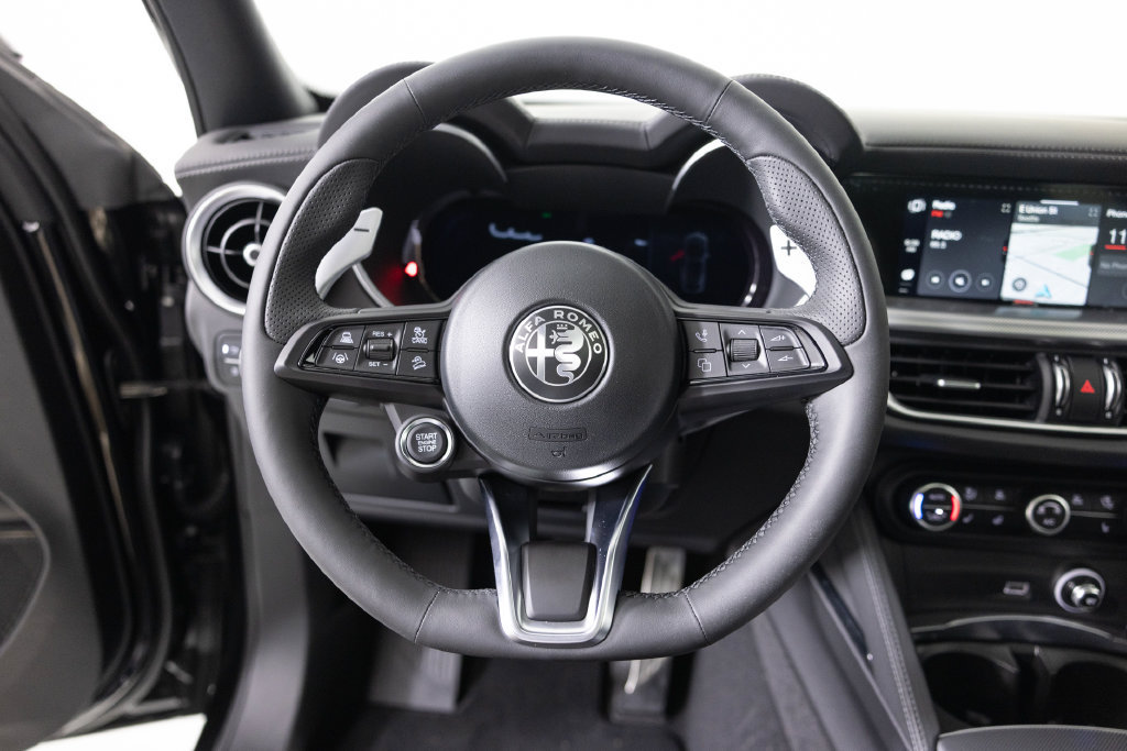 New 2026 Alfa Romeo Stelvio Sprint AWD/4WD image 20