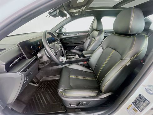 Certified 2025 Kia K5 GT FWD image 26