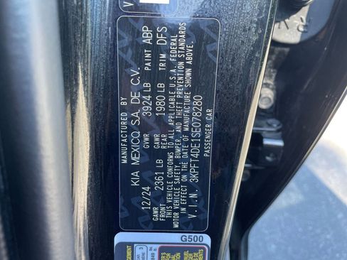 Used 2025 Kia K4 LXS image 28