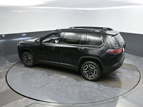 New 2026 Jeep Cherokee Limited image 34