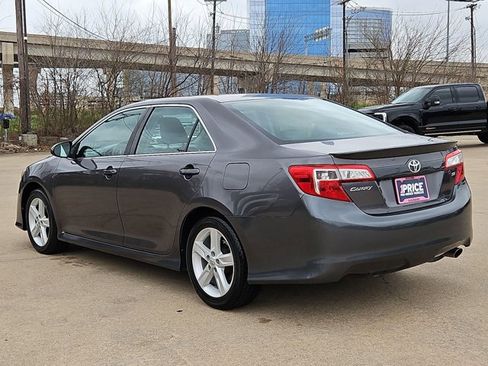 Used 2014 Toyota Camry SE image 8