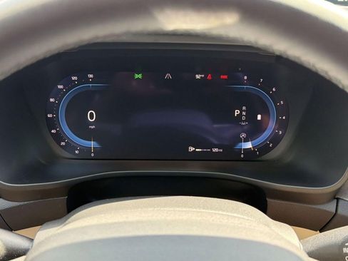 Used 2023 Volvo XC40 B5 Plus w/ Climate Package image 19