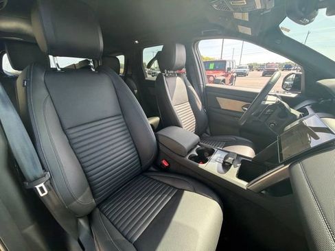 Used 2024 Land Rover Discovery Sport Dynamic SE AWD/4WD image 19