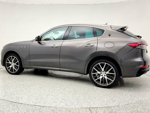 Used 2022 Maserati Levante Modena image 7