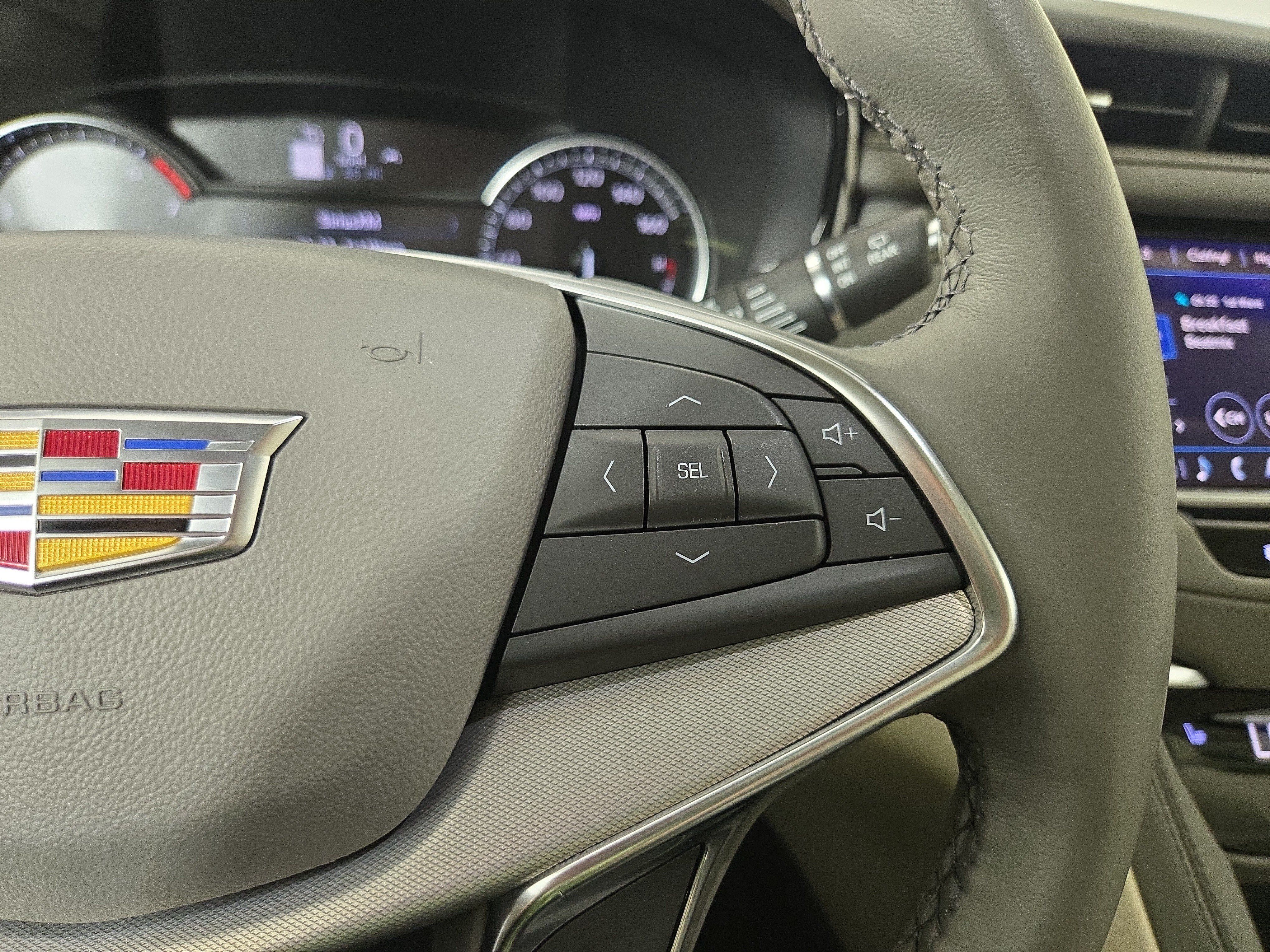 Used 2024 Cadillac XT5 Premium Luxury AWD/4WD image 16