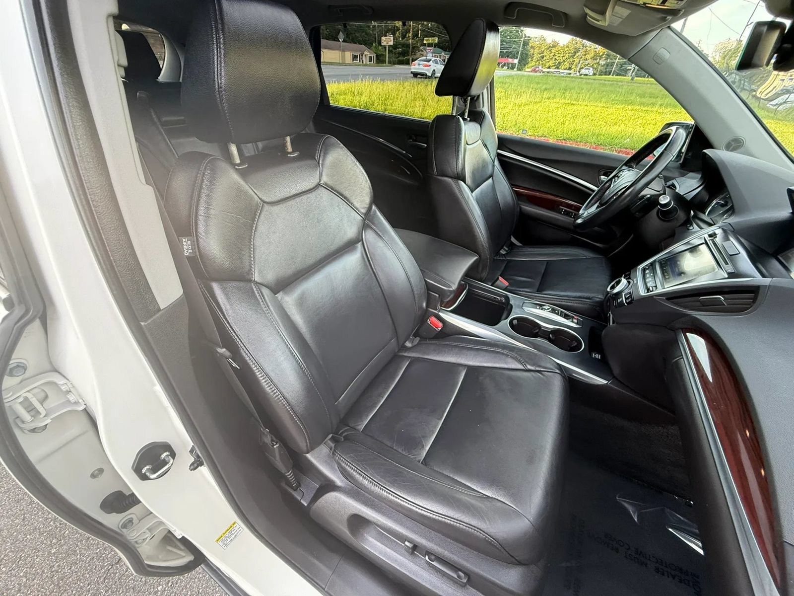 Used 2016 Acura MDX w/ Tech & Entertainment Pkg AWD/4WD image 17