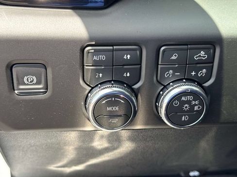New 2026 GMC Sierra 2500 Denali Ultimate AWD/4WD image 25