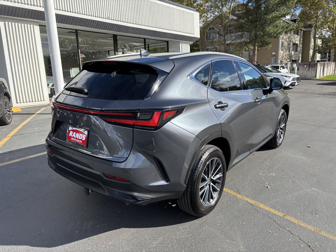 Used 2025 Lexus NX 350h AWD w/ Accessory Package (Z2) image 11