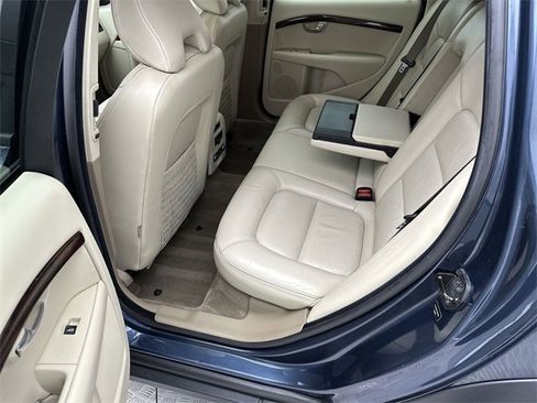 Used 2008 Volvo XC70 3.2 image 21