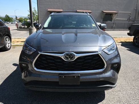 Used 2021 Toyota Highlander Limited AWD/4WD image 7