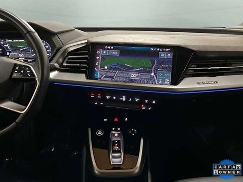 Used 2024 Audi Q4 e-tron Premium Plus image 16