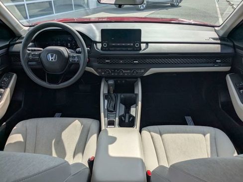 Used 2023 Honda Accord EX image 13