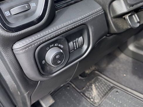 Used 2025 RAM 3500 Limited image 13