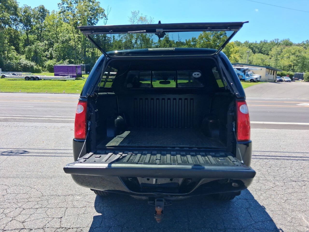 Used 2005 Ford Explorer Sport Trac 4x4 image 19