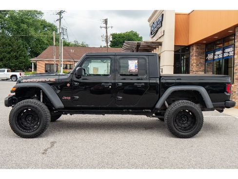 Used 2021 Jeep Gladiator Mojave w/ Cold Weather Group AWD/4WD image 6