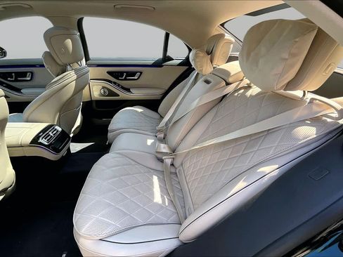 Used 2025 Mercedes-Benz S 580 4MATIC Sedan image 20