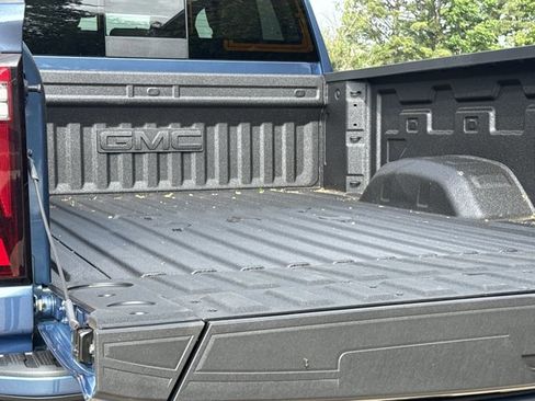 New 2026 GMC Sierra 2500 Denali w/ Denali Reserve Package AWD/4WD image 8