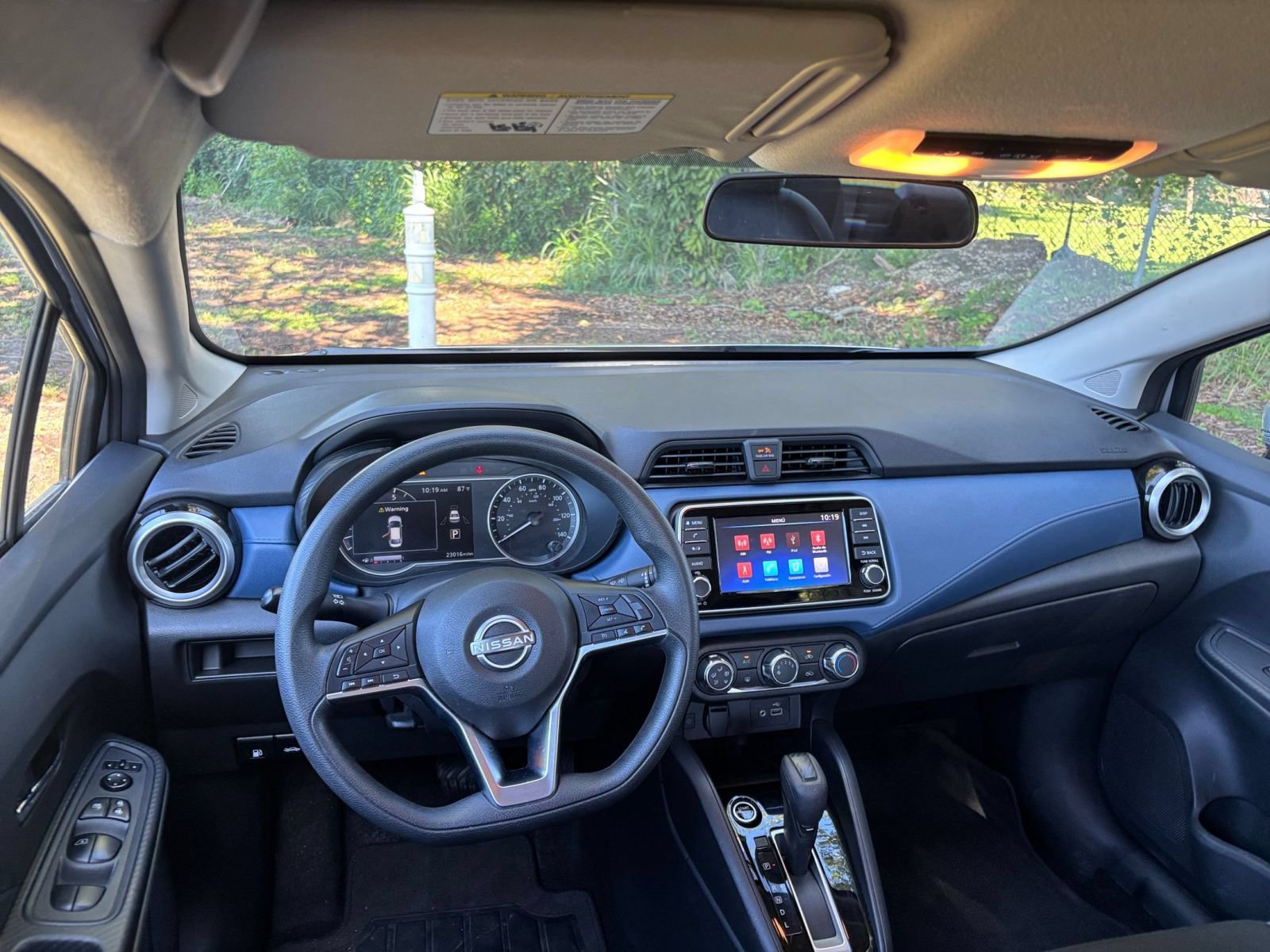 Used 2025 Nissan Versa SV FWD image 30