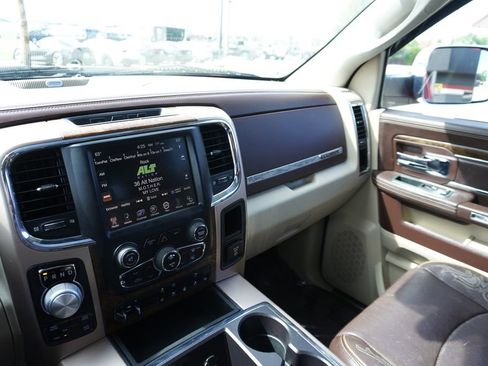 Used 2013 RAM 1500 Laramie Longhorn w/ Convenience Group AWD/4WD image 19