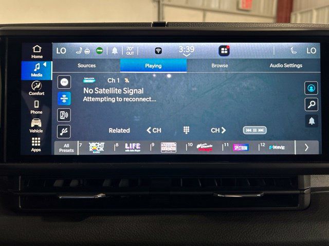 Used 2024 Jeep Wrangler Unlimited AWD/4WD image 29