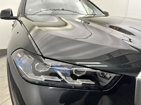 New 2026 BMW X5 xDrive40i w/ Climate Comfort Package image 18