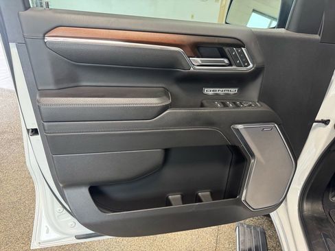 Used 2024 GMC Sierra 1500 Denali image 20