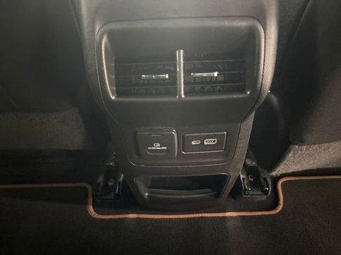 Used 2020 GMC Acadia AT4 image 27