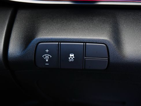 Used 2025 Hyundai Elantra N FWD image 34