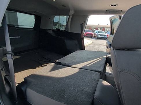 Used 2018 Chevrolet Tahoe LS w/ Skid Plate Package AWD/4WD image 26