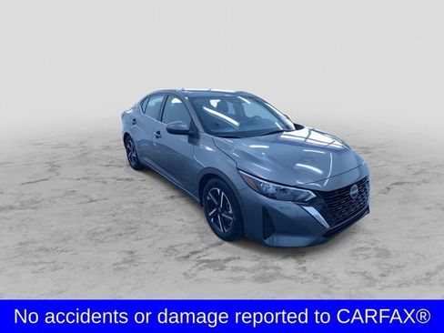 Used 2024 Nissan Sentra SV image 3