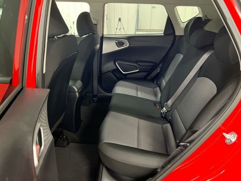 Used 2022 Kia Soul LX w/ Technology Package image 22