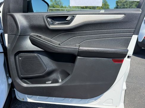 Certified 2022 Ford Escape SE AWD/4WD image 21