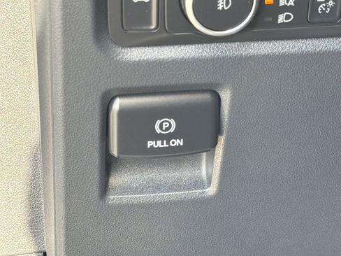 Used 2022 Ford F150 XLT w/ Equipment Group 302A High image 23