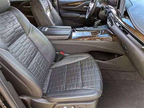 Certified 2024 Cadillac Escalade ESV Sport Platinum w/ LPO, ONYX Package image 27