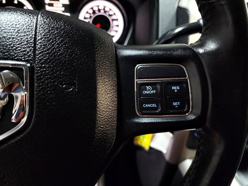 Used 2015 RAM 2500 Big Horn image 28