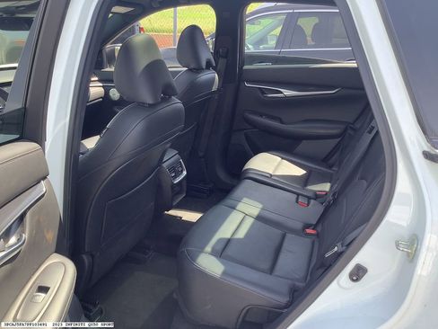 Used 2023 INFINITI QX50 Sport FWD image 10