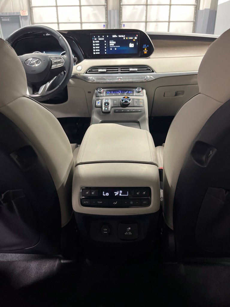 Used 2022 Hyundai Palisade Limited w/ Cargo Package AWD/4WD image 37