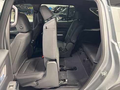 New 2026 Chevrolet Traverse LT image 32