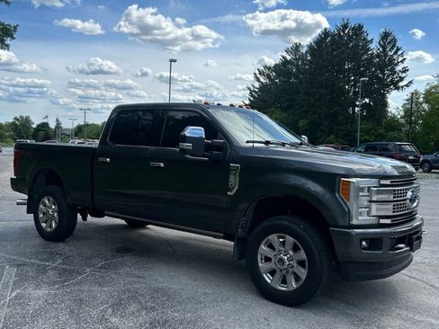 Used 2017 Ford F250 Platinum w/ Platinum Ultimate Package AWD/4WD image 1
