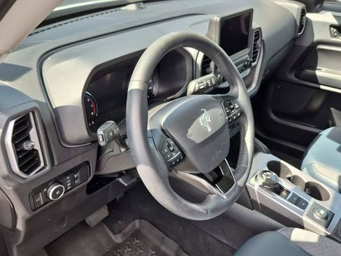 Used 2024 Ford Bronco Sport Outer Banks w/ Tech Package AWD/4WD image 16