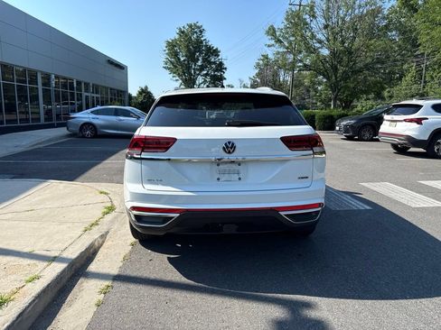 Used 2020 Volkswagen Atlas Cross Sport SEL Premium AWD/4WD image 6