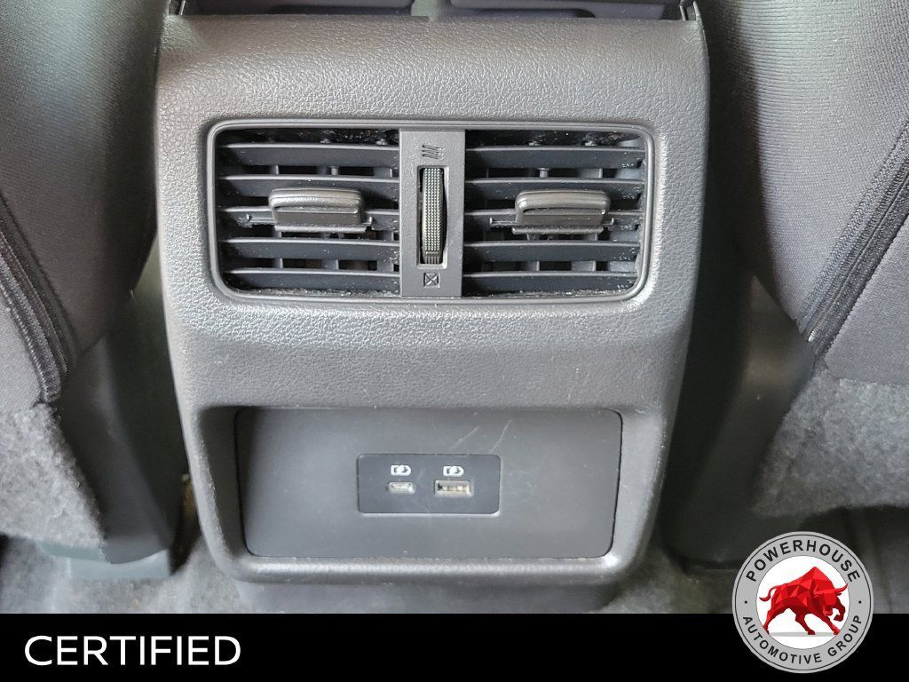 Used 2023 Nissan Rogue SV FWD image 17