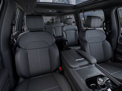 New 2026 Jeep Grand Wagoneer Summit w/ Premium Group III AWD/4WD image 16