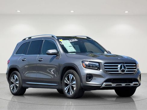 Certified 2026 Mercedes-Benz GLB 250 4MATIC image 7