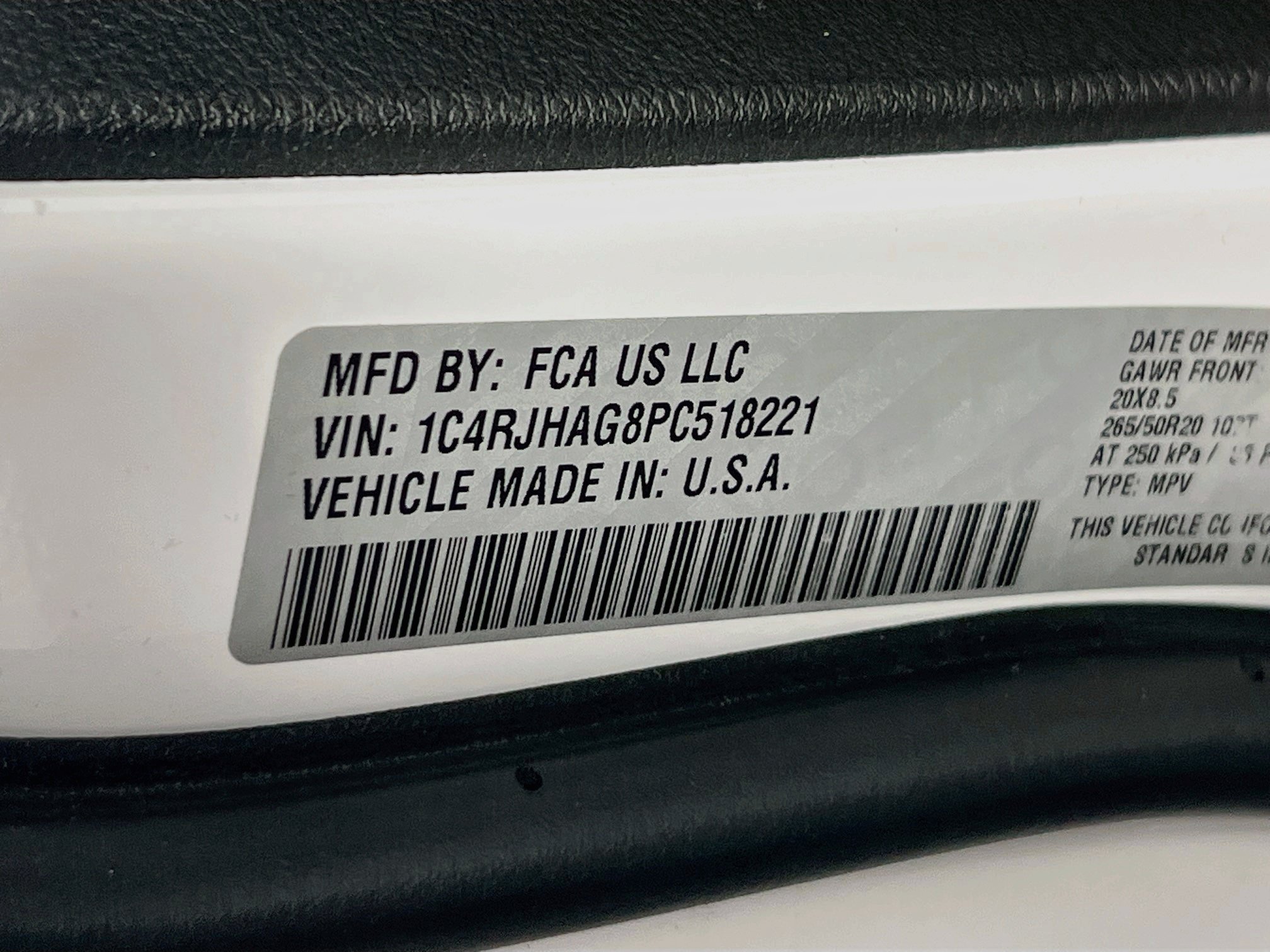 Used 2023 Jeep Grand Cherokee Altitude AWD/4WD image 31