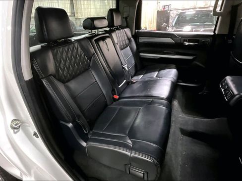 Used 2017 Toyota Tundra Platinum image 19