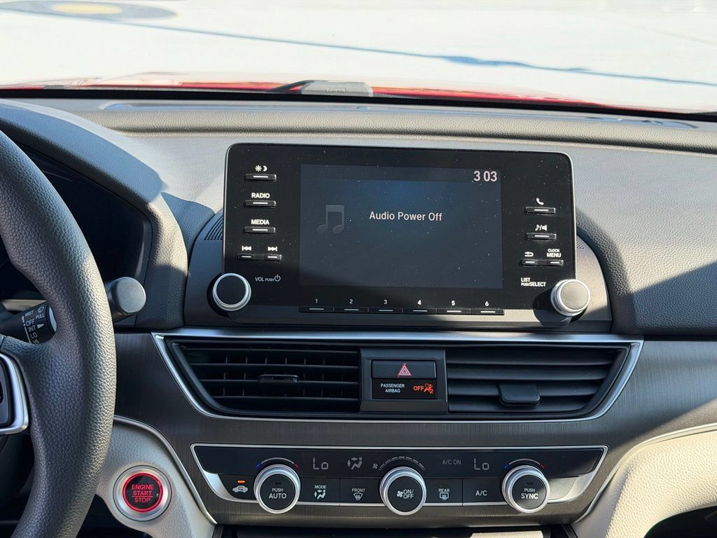 Used 2018 Honda Accord LX image 14