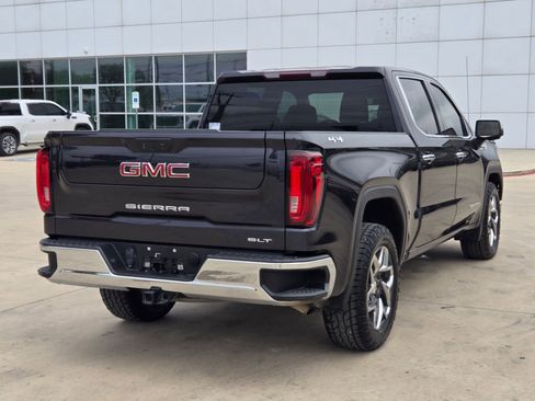 Certified 2022 GMC Sierra 1500 SLT AWD/4WD image 7